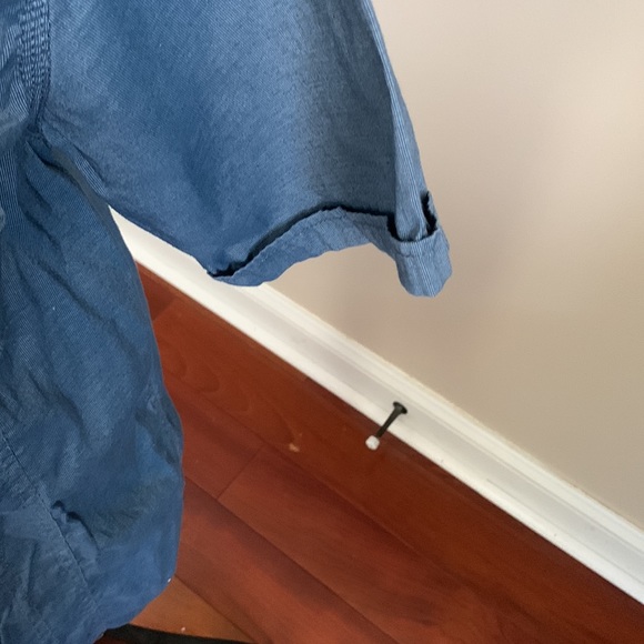 Men’s Projek button down shirt. - Picture 4 of 9